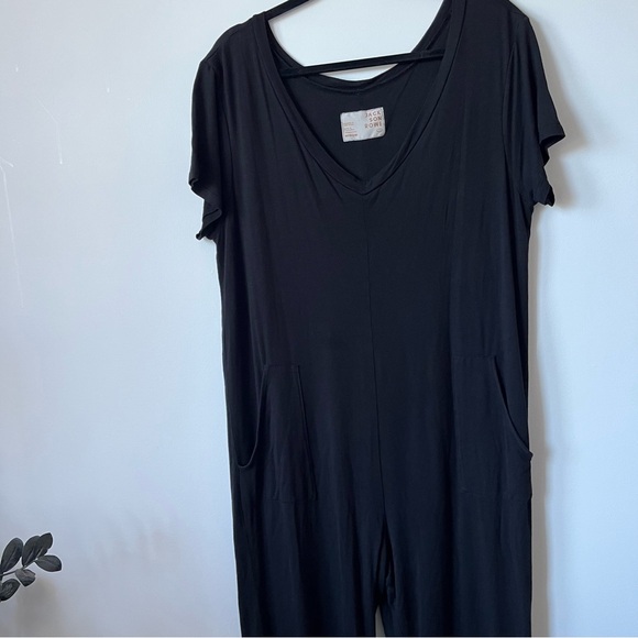 Jackson Rowe Girlfriend Straight Leg Jumpsuit in Black M - Picture 3 of 11